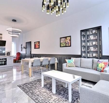 Les Appartements Fenelon Le Cateau-Cambresis Buitenkant foto